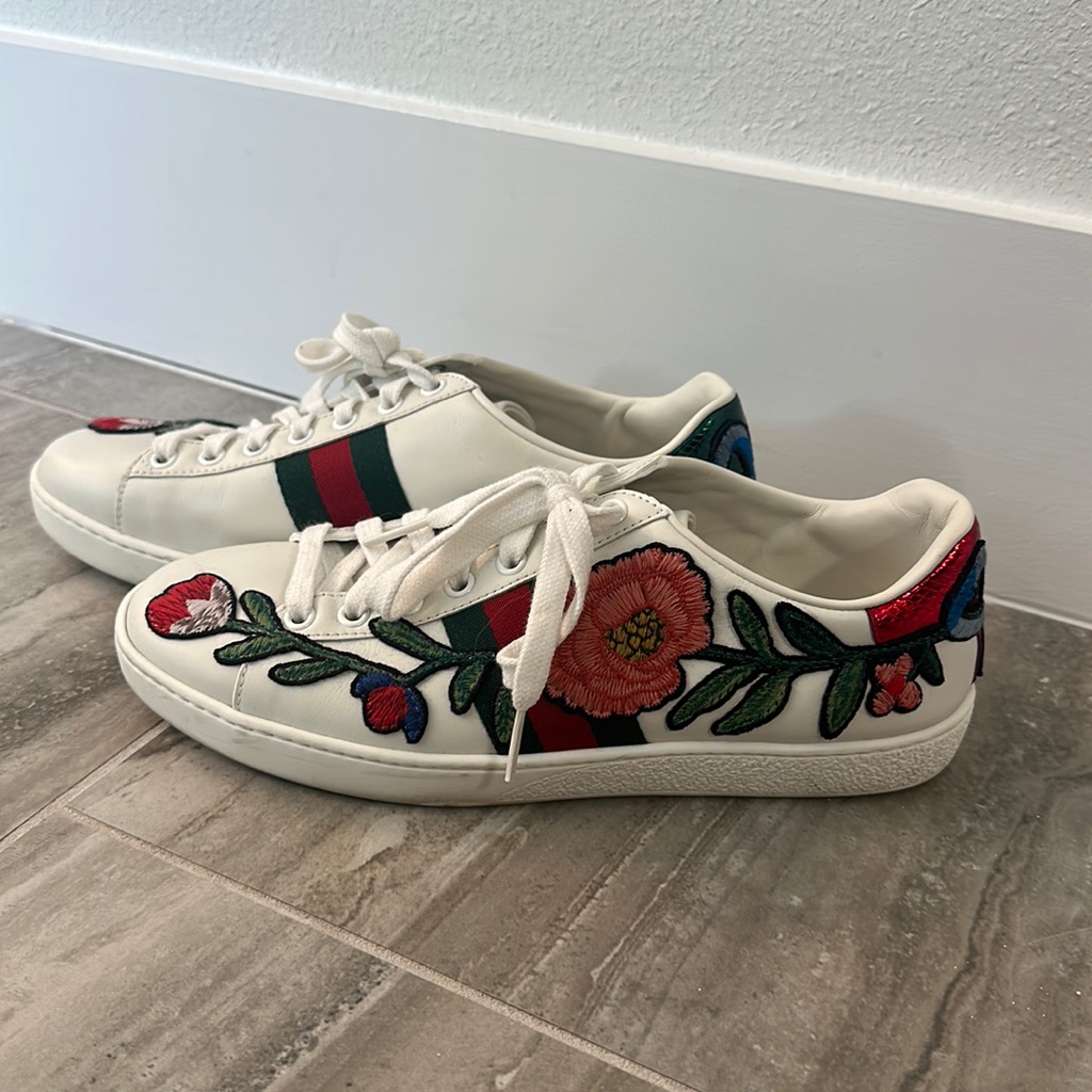 Gucci Ace Embroidered Floral Sneakers
